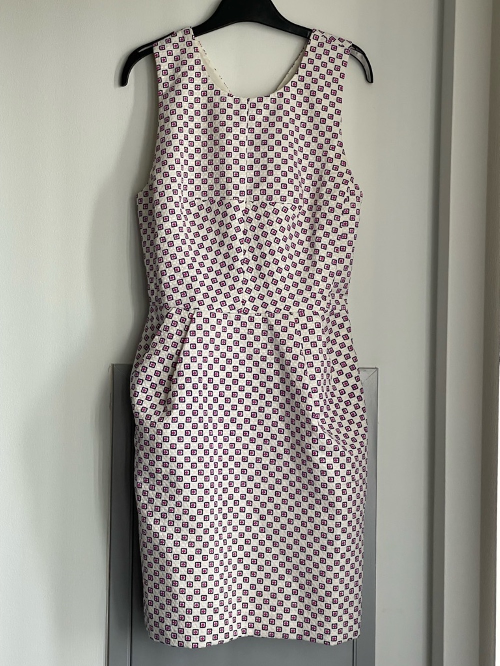 CLUB MONACO Salma Dress - White Mini Dress with Pink Geometric Print